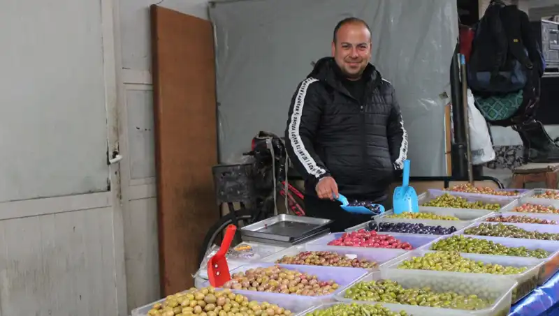 30 Çeşit Meyve ve Sebze: Pazarın En Renkli Tezgahı