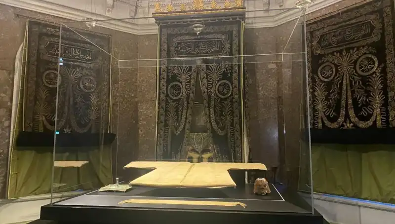 Hırka-i Şerif Ziyarete Açılıyor: Tarih ve Maneviyat Dolu Bir Deneyim