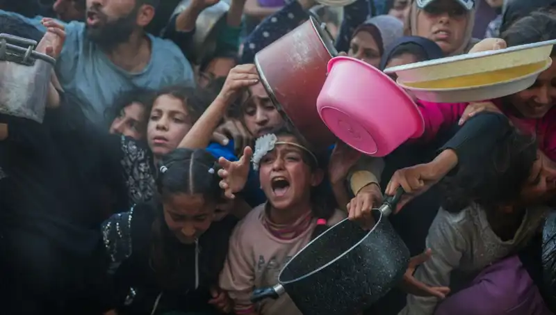 Gazze'deki Açlık Krizi Derinleşiyor: Un Stokları Tükendi