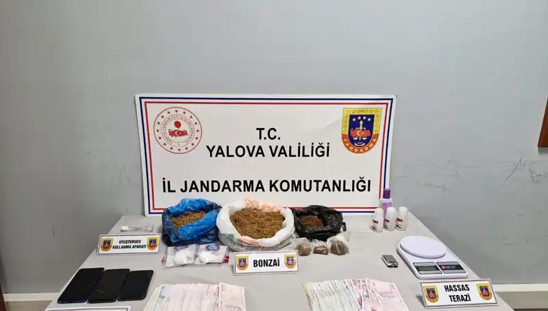Yalova’da Uyuşturucu Operasyonu: İki Kişi Tutuklandı, 500 Gram Uyuşturucu Ele Geçirildi