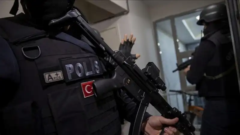 Türkiye Genelinde Uyuşturucu Operasyonları: 516 Şüpheli Tutuklandı!