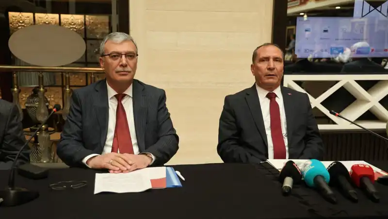 Konya'da Şok İstifa: Yeniden Refah Partisi'nden İki Belediye Başkanı Görevlerini Bıraktı