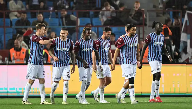 Trabzonspor'da Sakatlık Alarmı! Fenerbahçe Derbisinde Kimler Oynayamayacak?