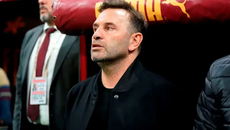 Galatasaray'da Okan Buruk'tan Şaşırtan Değişiklik ve Yeni Strateji