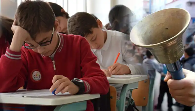 İkinci Ara Tatil Ne Zaman? MEB 2024-2025 Çalışma Takvimi Açıklandı!