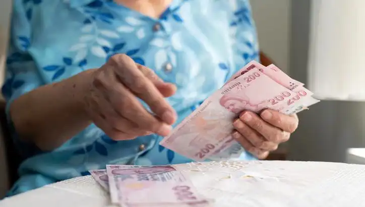 Emekliler Artık Dolandırıcıların Yeni Hedefi: Dikkat Edin!