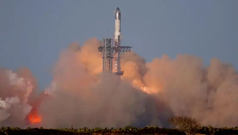 Uzay Çağında Bir Tarih: Starship 8. Testinde Eşsiz Patlama!
