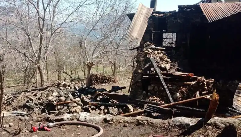 Karaman'da Müstakil Evde Çıkan Yangında Trajik Olay: Bir Can Gitti