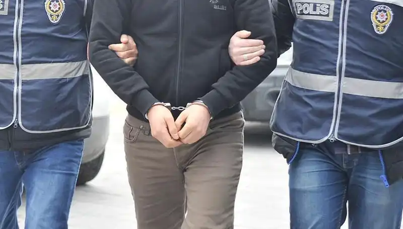 Adana'da Yasa Dışı Bahis Çetesi Çökertildi: 13 Tutuklama Gerçekleşti